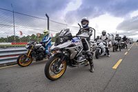 donington-no-limits-trackday;donington-park-photographs;donington-trackday-photographs;no-limits-trackdays;peter-wileman-photography;trackday-digital-images;trackday-photos